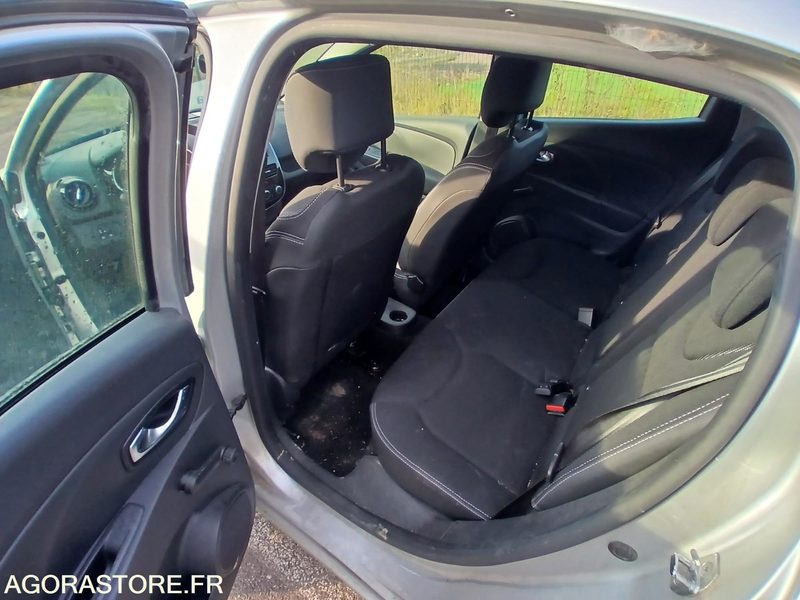Renault Clio IV – Diesel – 2016-213 584 km - Car: picture 4 Renault Clio IV – Diesel – 2016-213 584 km - Car: picture 4
