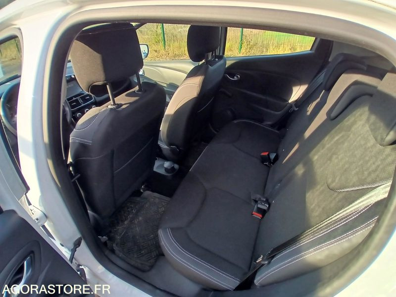 Renault Clio IV – Diesel – 2016-214 290 km - Car: picture 4 Renault Clio IV – Diesel – 2016-214 290 km - Car: picture 4