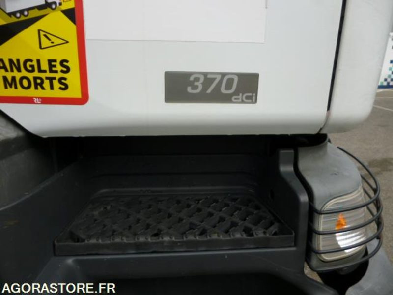 Renault Kerax 6x4 370DCI bras de dépose Marrel 16000kgs 521550 kms 2003 - Hook lift truck, Crane truck: picture 5 Renault Kerax 6x4 370DCI bras de dépose Marrel 16000kgs 521550 kms 2003 - Hook lift truck, Crane truck: picture 5