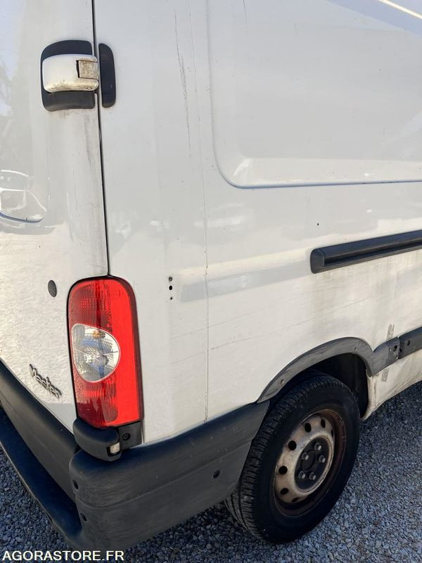 Lease a  Renault Master Renault Master: picture 14