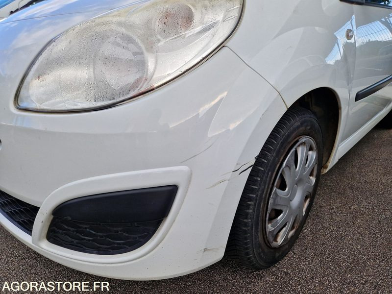 Renault Twingo - 2008 - 123051 - 639AMB29 - Car: picture 2 Renault Twingo - 2008 - 123051 - 639AMB29 - Car: picture 2