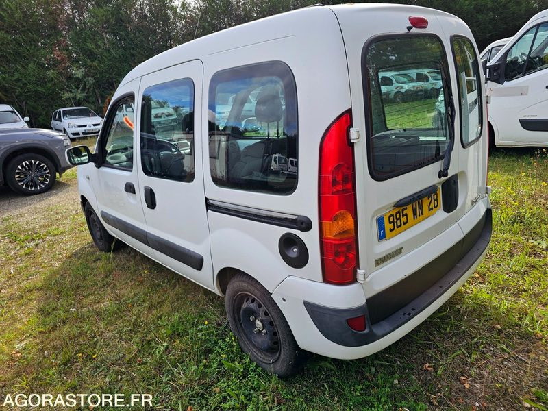 Renault kangoo - 2007 - 210886km - 985WN28 - Car: picture 4 Renault kangoo - 2007 - 210886km - 985WN28 - Car: picture 4