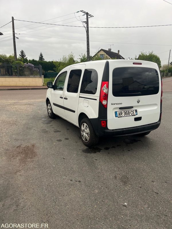 Renault kangoo -2010- 114 000km - Car: picture 3 Renault kangoo -2010- 114 000km - Car: picture 3