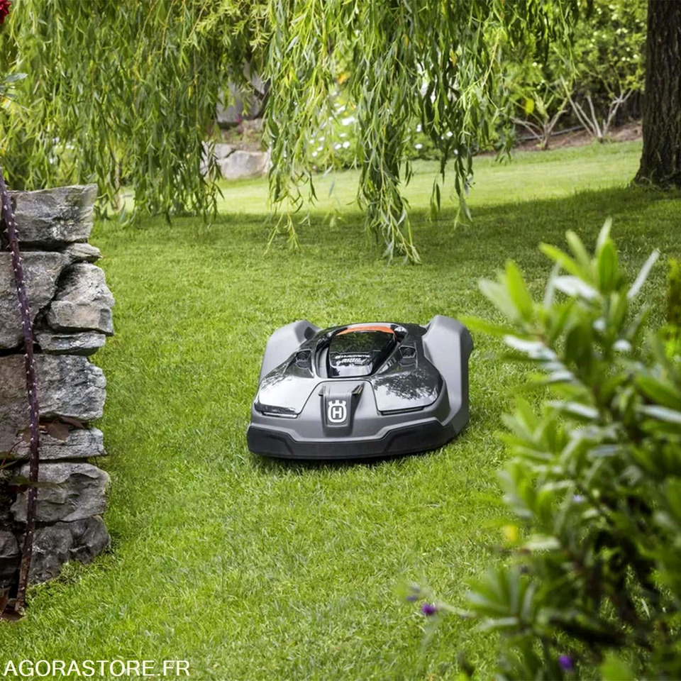 Robot Husqvarna 450X neuf en carton garantie 2 ans + kit installation - Garden mower: picture 1 Robot Husqvarna 450X neuf en carton garantie 2 ans + kit installation - Garden mower: picture 1
