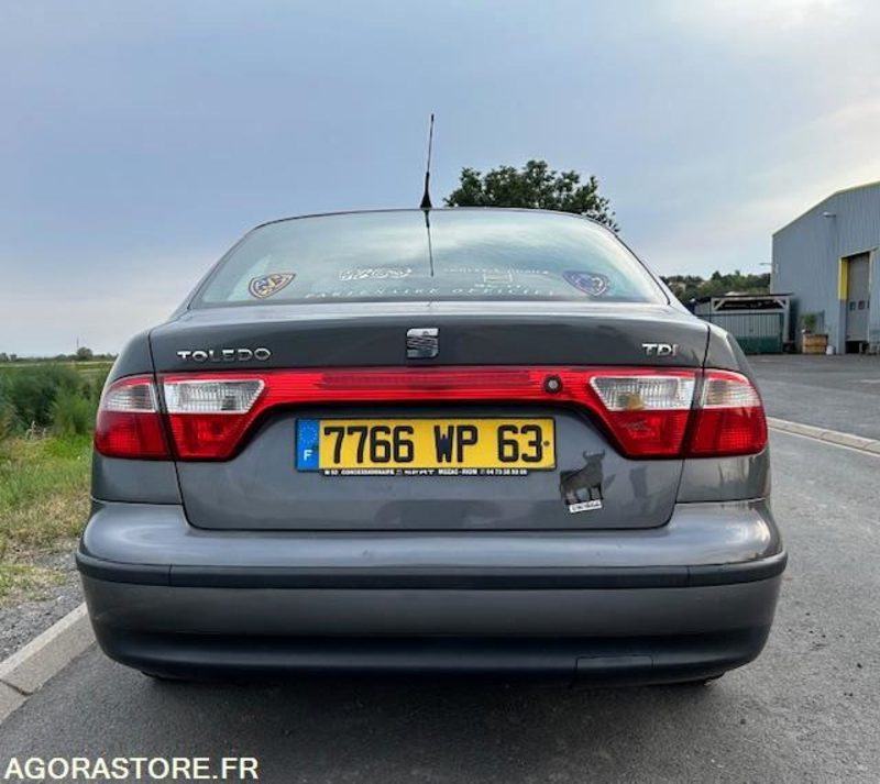 SEAT TOLEDO 1.9 TDI 110 CH - 2000 - 208 500 kms - Car: picture 4 SEAT TOLEDO 1.9 TDI 110 CH - 2000 - 208 500 kms - Car: picture 4