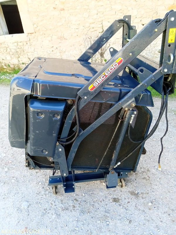 Tondeuse autoportée ISEKI SXG 326 - Garden mower: picture 4 Tondeuse autoportée ISEKI SXG 326 - Garden mower: picture 4