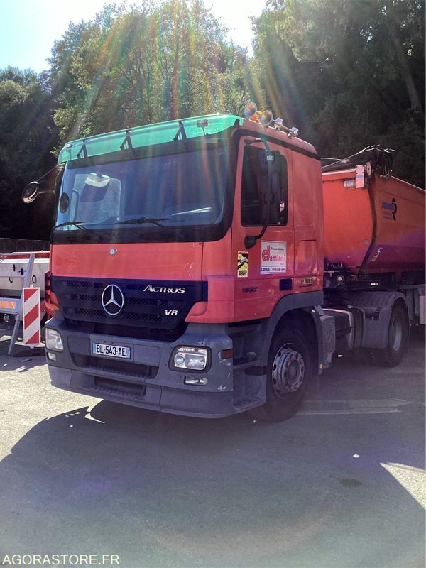 MERCEDES BENZ ACTROS - 2005 - 511806 KM - P3000898 - Tractor unit: picture 1 MERCEDES BENZ ACTROS - 2005 - 511806 KM - P3000898 - Tractor unit: picture 1