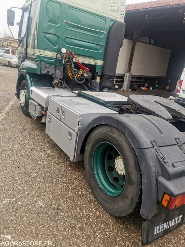 Tracteur - Renault - 420 dci - 2005 - 620000km - Tractor unit: picture 3 Tracteur - Renault - 420 dci - 2005 - 620000km - Tractor unit: picture 3