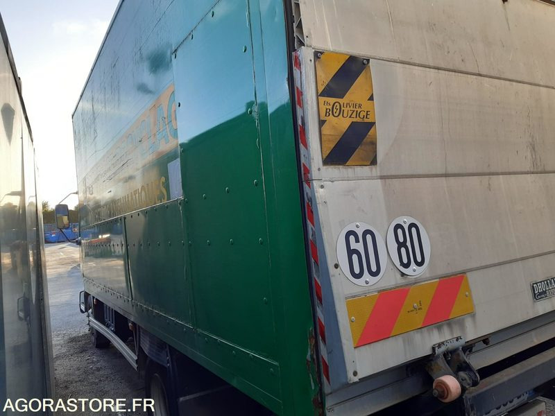 FOURGON RENAULT 10T - CD388BR - Truck: picture 3 FOURGON RENAULT 10T - CD388BR - Truck: picture 3