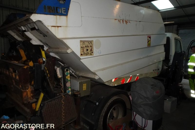 Truck Mitsubishi Fuso Bluetec 5: picture 14 Truck Mitsubishi Fuso Bluetec 5: picture 14