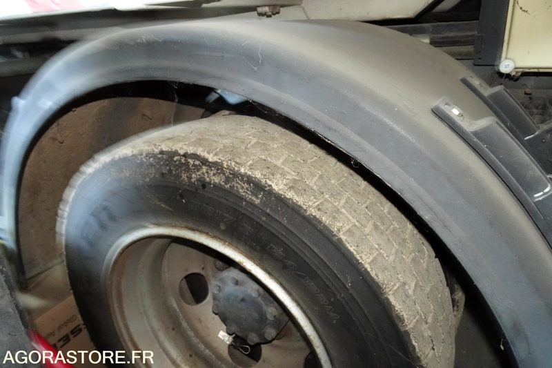 Truck Mitsubishi Fuso Bluetec 5: picture 8 Truck Mitsubishi Fuso Bluetec 5: picture 8