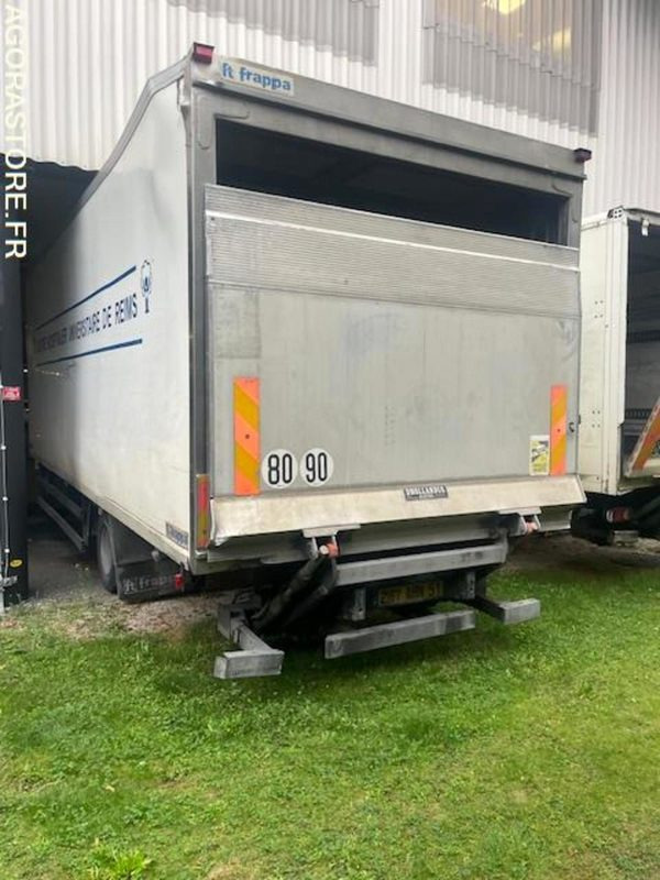 POID LOURD RENAULT MIDLUM - Truck: picture 2 POID LOURD RENAULT MIDLUM - Truck: picture 2
