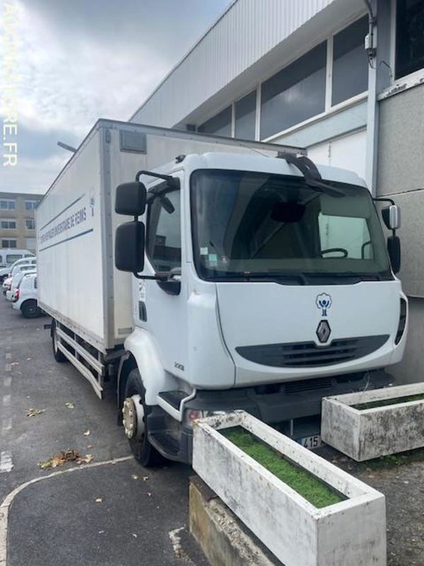 POID LOURD Renault MIDLUM - Truck: picture 1 POID LOURD Renault MIDLUM - Truck: picture 1