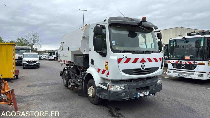 Renault - Midlum 220 - 2014 - 91100KMS - DF777YJ - Truck: picture 2 Renault - Midlum 220 - 2014 - 91100KMS - DF777YJ - Truck: picture 2
