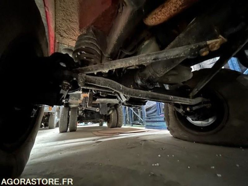 Truck UNIMOG 406.200/416 4X4 17870 KM: picture 12