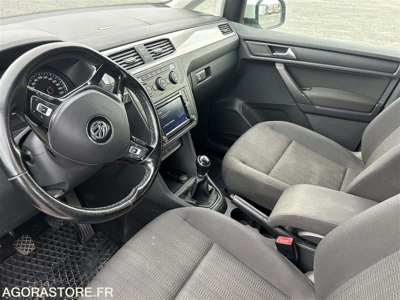VOLKSWAGEN CADDY MAXI - EG903FN - 2016 - Kilométrage 236.100 km - Small van: picture 5 VOLKSWAGEN CADDY MAXI - EG903FN - 2016 - Kilométrage 236.100 km - Small van: picture 5
