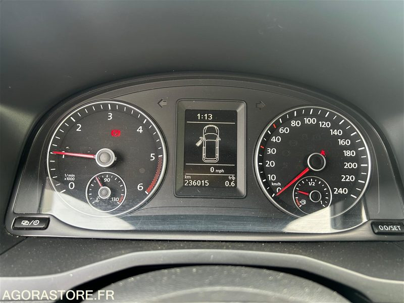 VOLKSWAGEN CADDY MAXI - EG903FN - 2016 - Kilométrage 236.100 km - Small van: picture 4 VOLKSWAGEN CADDY MAXI - EG903FN - 2016 - Kilométrage 236.100 km - Small van: picture 4