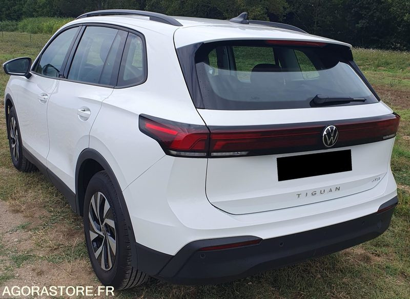 VOLKSWAGEN NOUVEAU TIGUAN 1.5 eTSI 150 cv LIFE PLUS DSG 2024 10.500 kms - Car: picture 3 VOLKSWAGEN NOUVEAU TIGUAN 1.5 eTSI 150 cv LIFE PLUS DSG 2024 10.500 kms - Car: picture 3