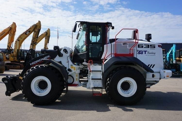 Hidromek HMK 635 WL-5 - Wheel loader: picture 2 Hidromek HMK 635 WL-5 - Wheel loader: picture 2
