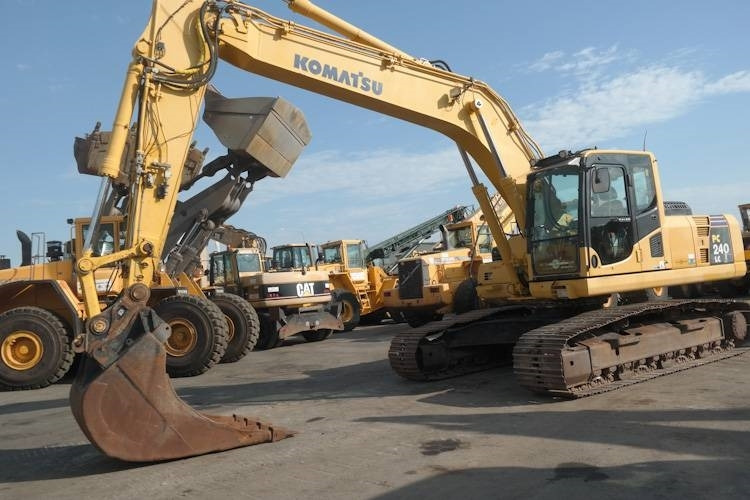 Komatsu PC240-8 - Crawler excavator: picture 1 Komatsu PC240-8 - Crawler excavator: picture 1