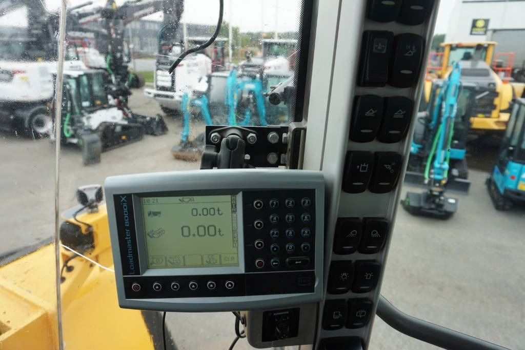 Wheel loader Volvo L250H *Uthyres*: picture 19