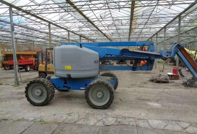 Genie Z45/25 - Articulated boom: picture 1 Genie Z45/25 - Articulated boom: picture 1