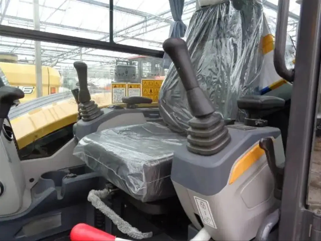 XCMG XE55GA - Crawler excavator: picture 5 XCMG XE55GA - Crawler excavator: picture 5