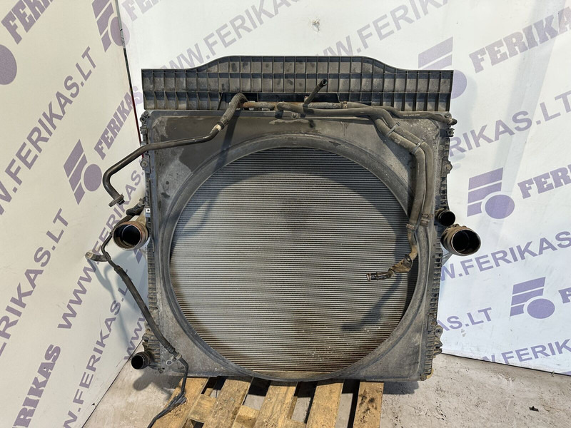 Scania S - Radiator for Truck: picture 1 Scania S - Radiator for Truck: picture 1
