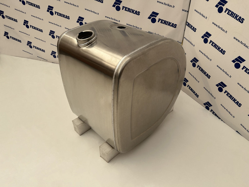 Volvo New aluminum fuel tank 240L - Fuel tank for Truck: picture 3 Volvo New aluminum fuel tank 240L - Fuel tank for Truck: picture 3