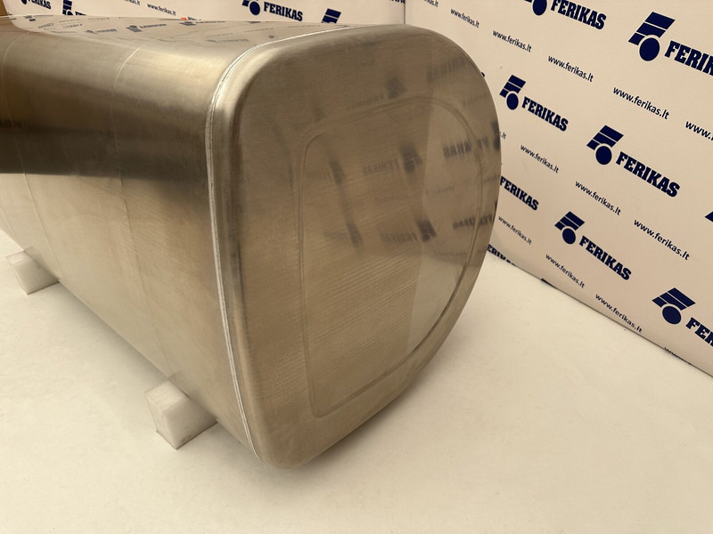 Volvo New aluminum fuel tank 610L - Fuel tank for Truck: picture 2 Volvo New aluminum fuel tank 610L - Fuel tank for Truck: picture 2
