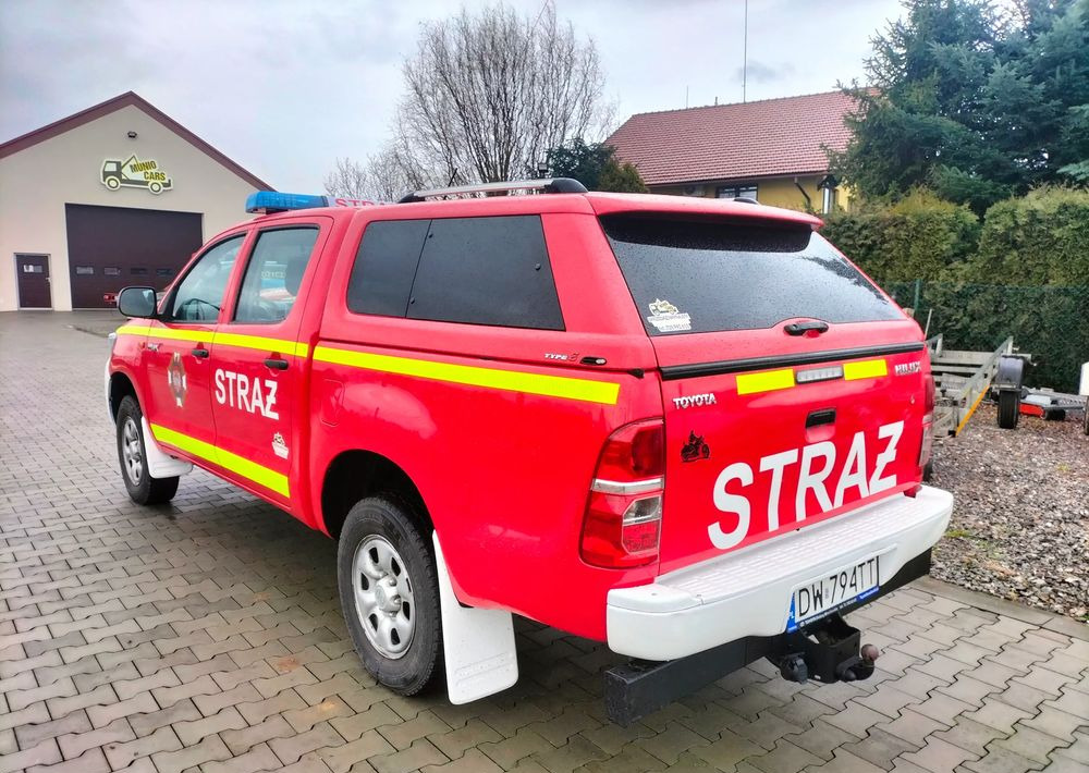 Toyota Hilux 2.5D 4x4, straż, strażacki, pożarniczy - Pickup truck: picture 4 Toyota Hilux 2.5D 4x4, straż, strażacki, pożarniczy - Pickup truck: picture 4