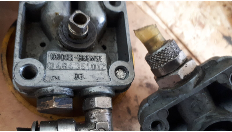 Wabco Volvo - Spare parts: picture 5 Wabco Volvo - Spare parts: picture 5