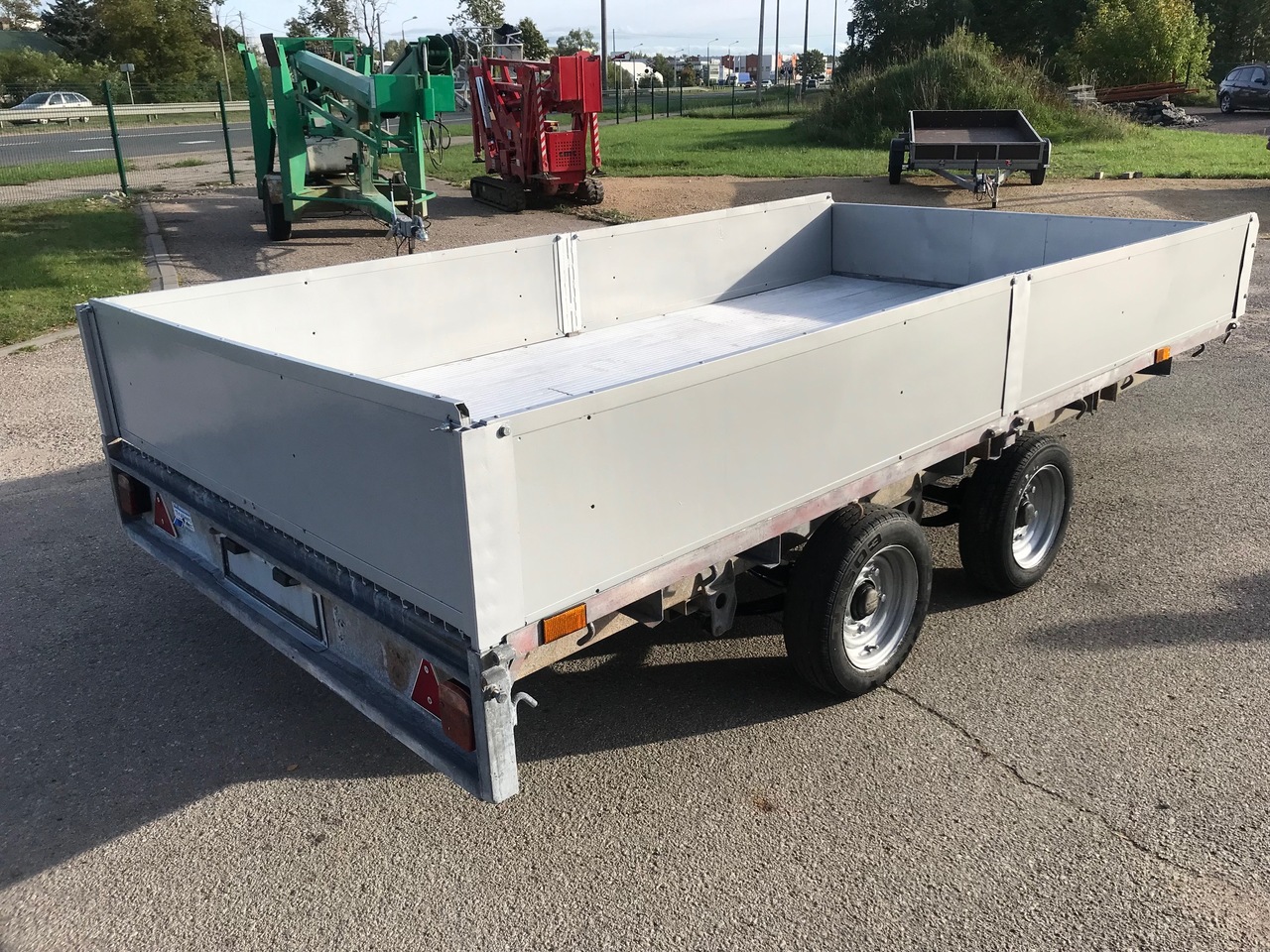 Ifor Williams LM126G - Dropside/ Flatbed trailer: picture 4 Ifor Williams LM126G - Dropside/ Flatbed trailer: picture 4