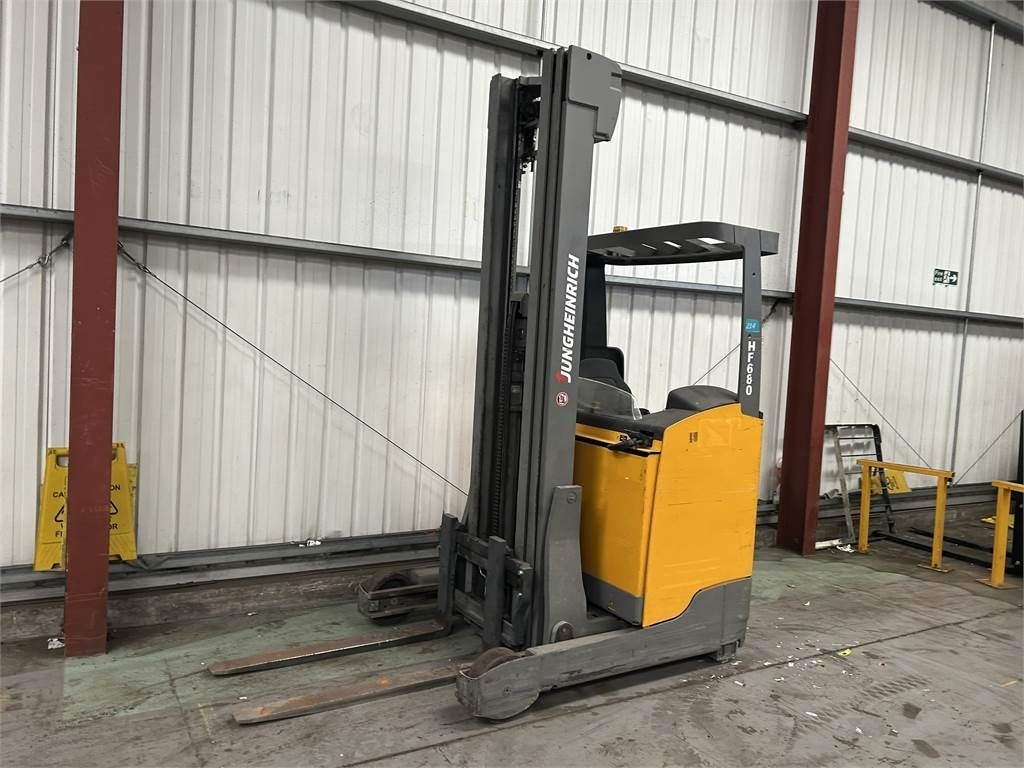 Jungheinrich ETV214 - Reach truck: picture 2 Jungheinrich ETV214 - Reach truck: picture 2