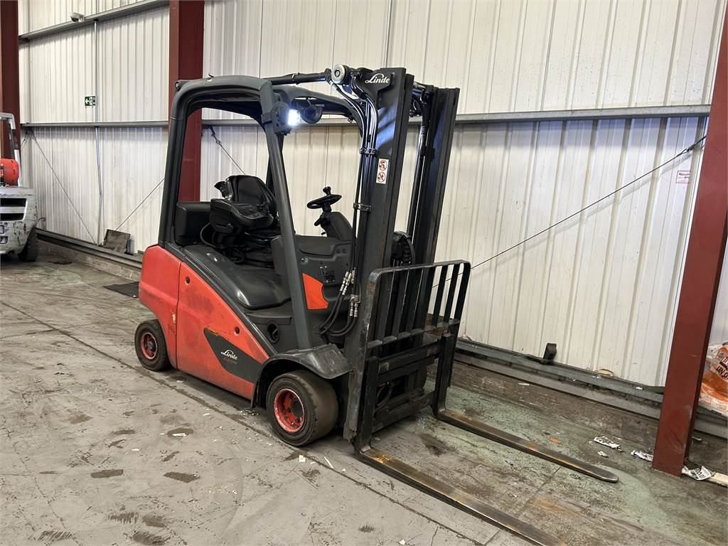 Linde H20D-01  - Diesel forklift: picture 4 Linde H20D-01  - Diesel forklift: picture 4