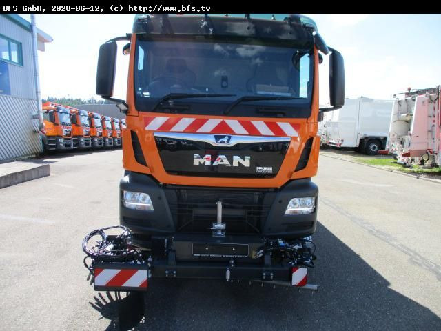 MAN TGS 18.400 4X2 BL Bucher OF 8000 RS Drehjet beid - Road sweeper: picture 2 MAN TGS 18.400 4X2 BL Bucher OF 8000 RS Drehjet beid - Road sweeper: picture 2