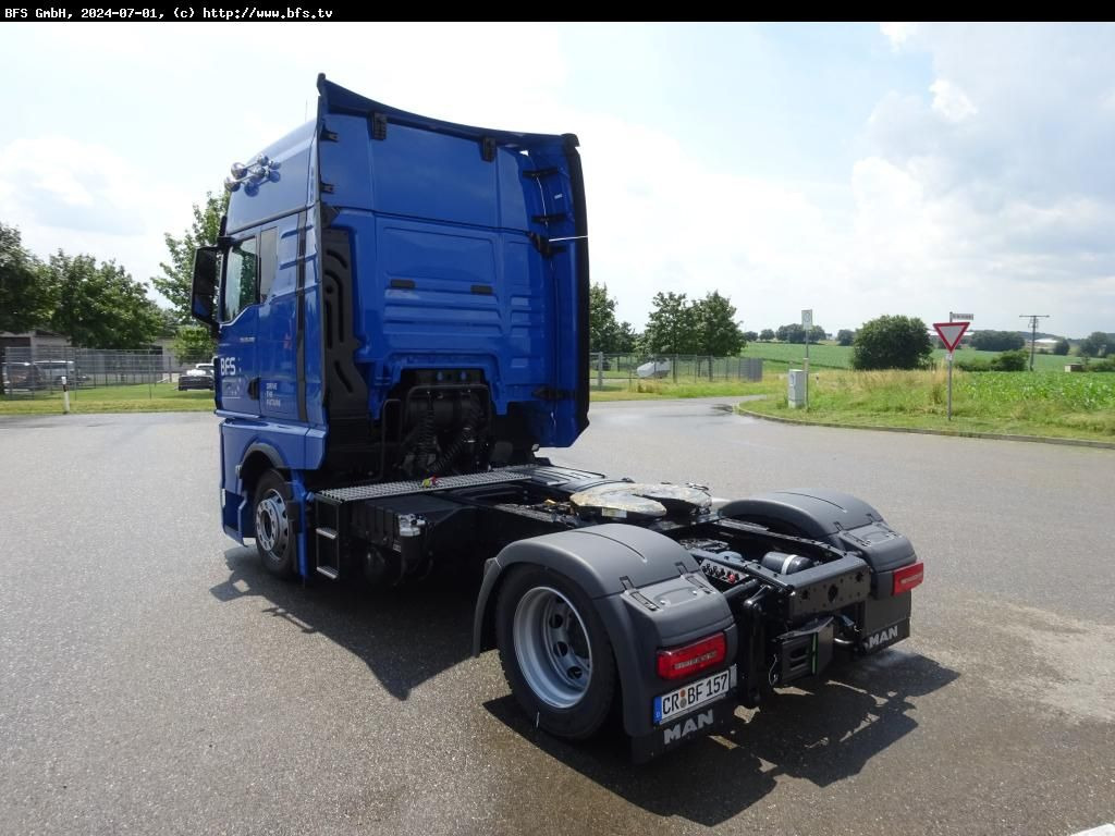 MAN TGX (TG3) 18.480 4x2 LL SA Mautklasse 2 Ultra MAN TGX (TG3) 18.480 4x2 LL SA Mautklasse 2 Ultra - Tractor unit: picture 3 MAN TGX (TG3) 18.480 4x2 LL SA Mautklasse 2 Ultra MAN TGX (TG3) 18.480 4x2 LL SA Mautklasse 2 Ultra - Tractor unit: picture 3