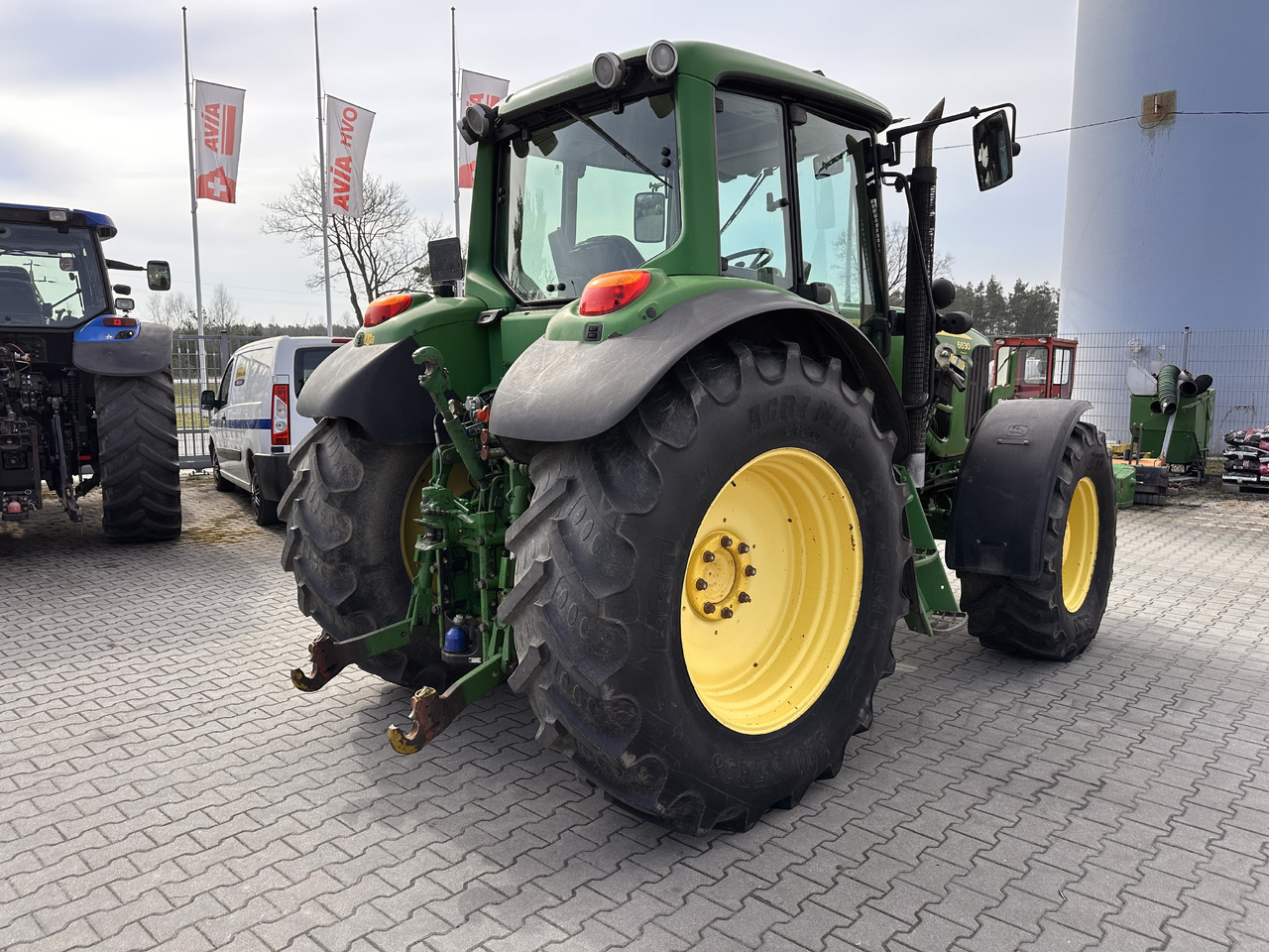 JOHN DEERE 6630 PREMIUM - Farm tractor: picture 4 JOHN DEERE 6630 PREMIUM - Farm tractor: picture 4