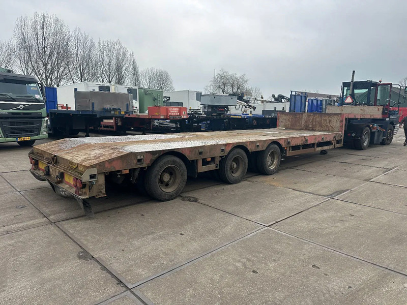 Broshuis 31N55A, EXTENDABLE, LAST AXLE STEERING - Low loader semi-trailer: picture 3 Broshuis 31N55A, EXTENDABLE, LAST AXLE STEERING - Low loader semi-trailer: picture 3