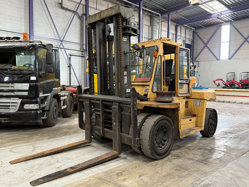 Caterpillar DP100 - ONLY 7.579 HOURS! + NL REGISTRATION! - Diesel forklift: picture 2 Caterpillar DP100 - ONLY 7.579 HOURS! + NL REGISTRATION! - Diesel forklift: picture 2