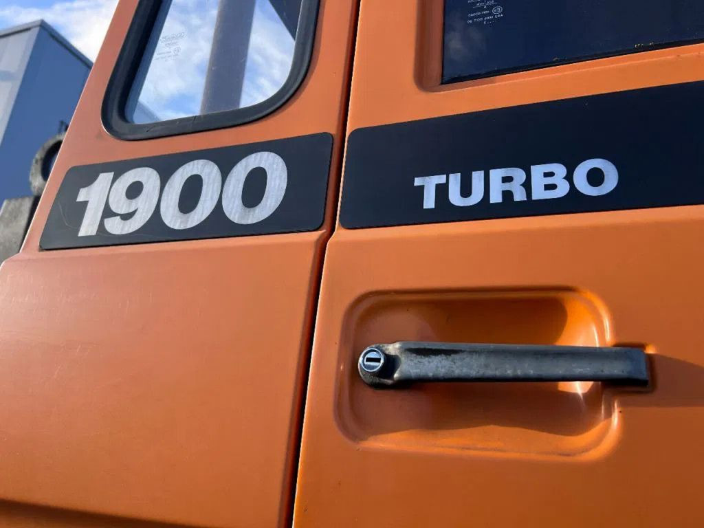 DAF 1900 TURBO 4X4 HOOKLIFT - Hook lift truck: picture 4 DAF 1900 TURBO 4X4 HOOKLIFT - Hook lift truck: picture 4