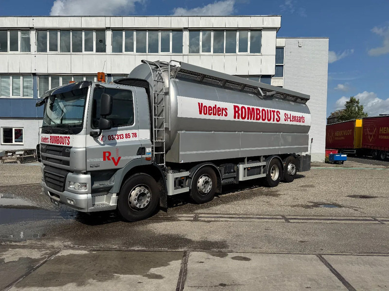 DAF CF 85.360 8X2 EURO 5 + TANK 32.700 LITER - LAMBRECHT - Tank truck: picture 1 DAF CF 85.360 8X2 EURO 5 + TANK 32.700 LITER - LAMBRECHT - Tank truck: picture 1