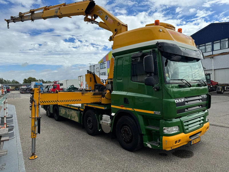 DAF CF 85.410 8X2 HIAB 422EP5 + REMOTE CONTROL - Crane truck: picture 2 DAF CF 85.410 8X2 HIAB 422EP5 + REMOTE CONTROL - Crane truck: picture 2