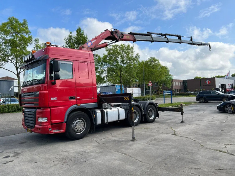 DAF XF 105.460 6X4 EURO 5 + HMF 4220 K6 + REMOTE CONTROL + RETARDER - Crane truck: picture 3 DAF XF 105.460 6X4 EURO 5 + HMF 4220 K6 + REMOTE CONTROL + RETARDER - Crane truck: picture 3