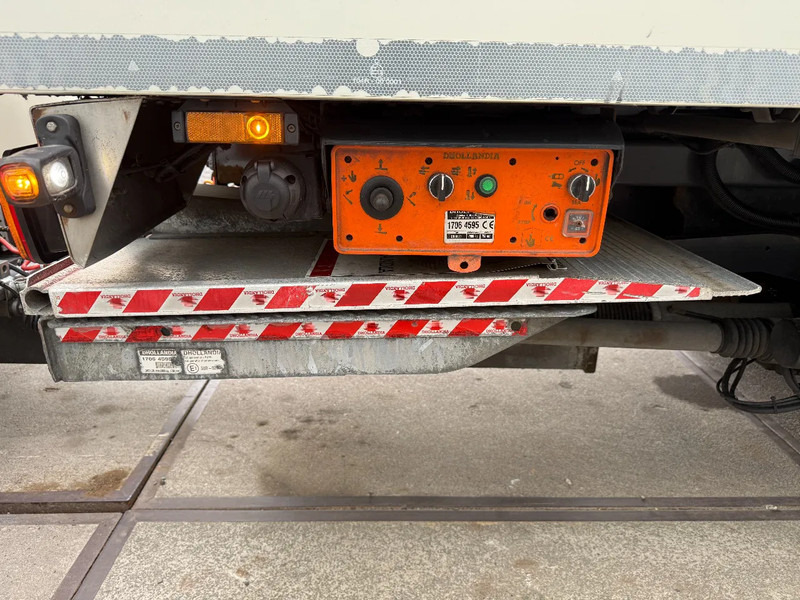 Lease a DAF XF 460 6X2 YEAR 2017 COMPLETE! + CARRIER SUPRA 850 + DHOLLANDIA DAF XF 460 6X2 YEAR 2017 COMPLETE! + CARRIER SUPRA 850 + DHOLLANDIA: picture 14 Lease a DAF XF 460 6X2 YEAR 2017 COMPLETE! + CARRIER SUPRA 850 + DHOLLANDIA DAF XF 460 6X2 YEAR 2017 COMPLETE! + CARRIER SUPRA 850 + DHOLLANDIA: picture 14