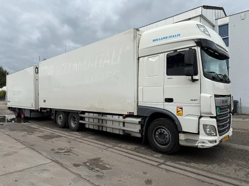 DAF XF 480 6X2 + 2 AXLE HANGER + TRS COOLING + DHOLLANDIA LIFT (2x) - Refrigerator truck: picture 3 DAF XF 480 6X2 + 2 AXLE HANGER + TRS COOLING + DHOLLANDIA LIFT (2x) - Refrigerator truck: picture 3