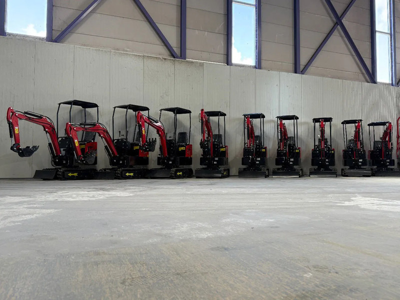 JPC HT12 - NEW AND UNUSED! - Mini excavator: picture 3 JPC HT12 - NEW AND UNUSED! - Mini excavator: picture 3