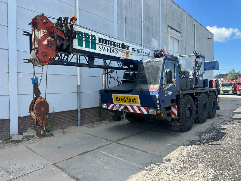 Krupp KMK3035, SWING AWAY BIFOLD JIB, NEW TYERS - All terrain crane: picture 2 Krupp KMK3035, SWING AWAY BIFOLD JIB, NEW TYERS - All terrain crane: picture 2