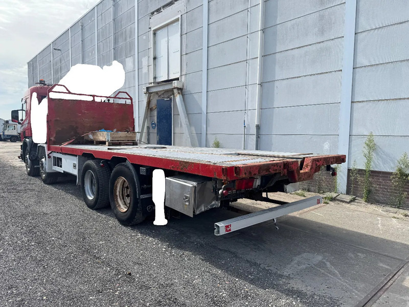 Scania P124-400 8X2 CHASSIS MANUAL GEAR EURO 2 - Dropside/ Flatbed truck, Crane truck: picture 5 Scania P124-400 8X2 CHASSIS MANUAL GEAR EURO 2 - Dropside/ Flatbed truck, Crane truck: picture 5
