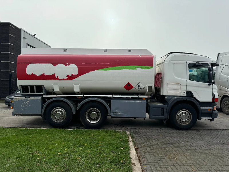 Scania P400 6X2 - EURO 5 + 3 CAMBER + STEERING & LIFTING AXLE - Tank truck: picture 4 Scania P400 6X2 - EURO 5 + 3 CAMBER + STEERING & LIFTING AXLE - Tank truck: picture 4